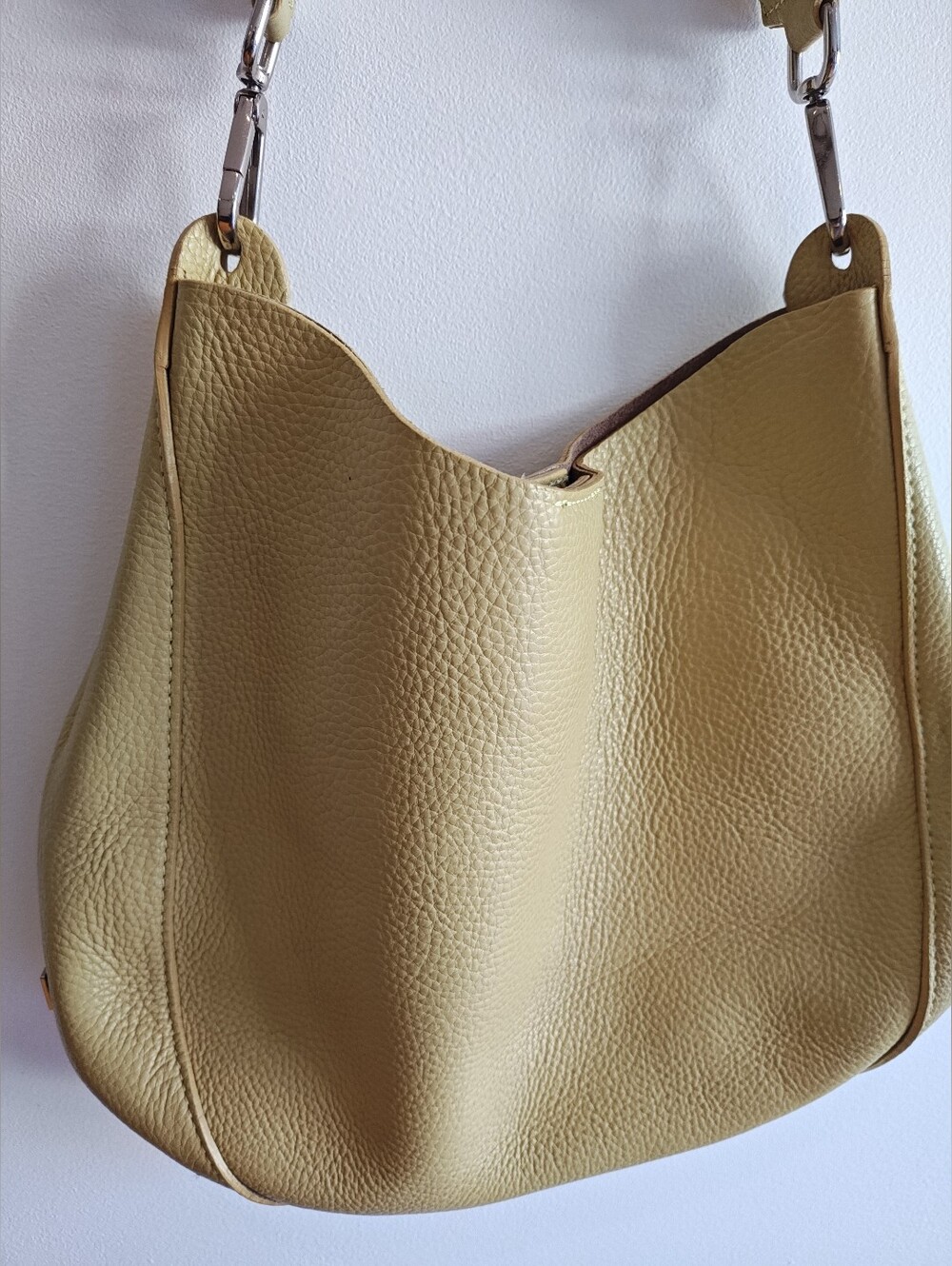 Giani Chiarinni Handbag. Leather. Mustard Yellow